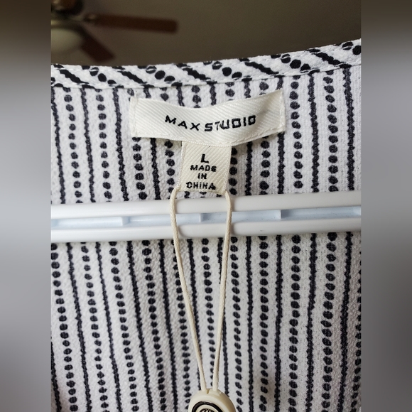 Max Studio Tie-waist Tunic, size L - Picture 4 of 9